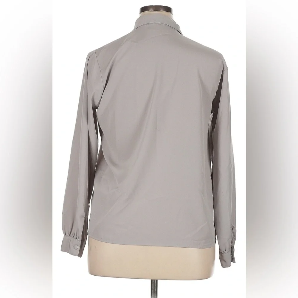 Yves St. Clair Gray Button Down Blouse with Notched Collar - Picture 3 of 4